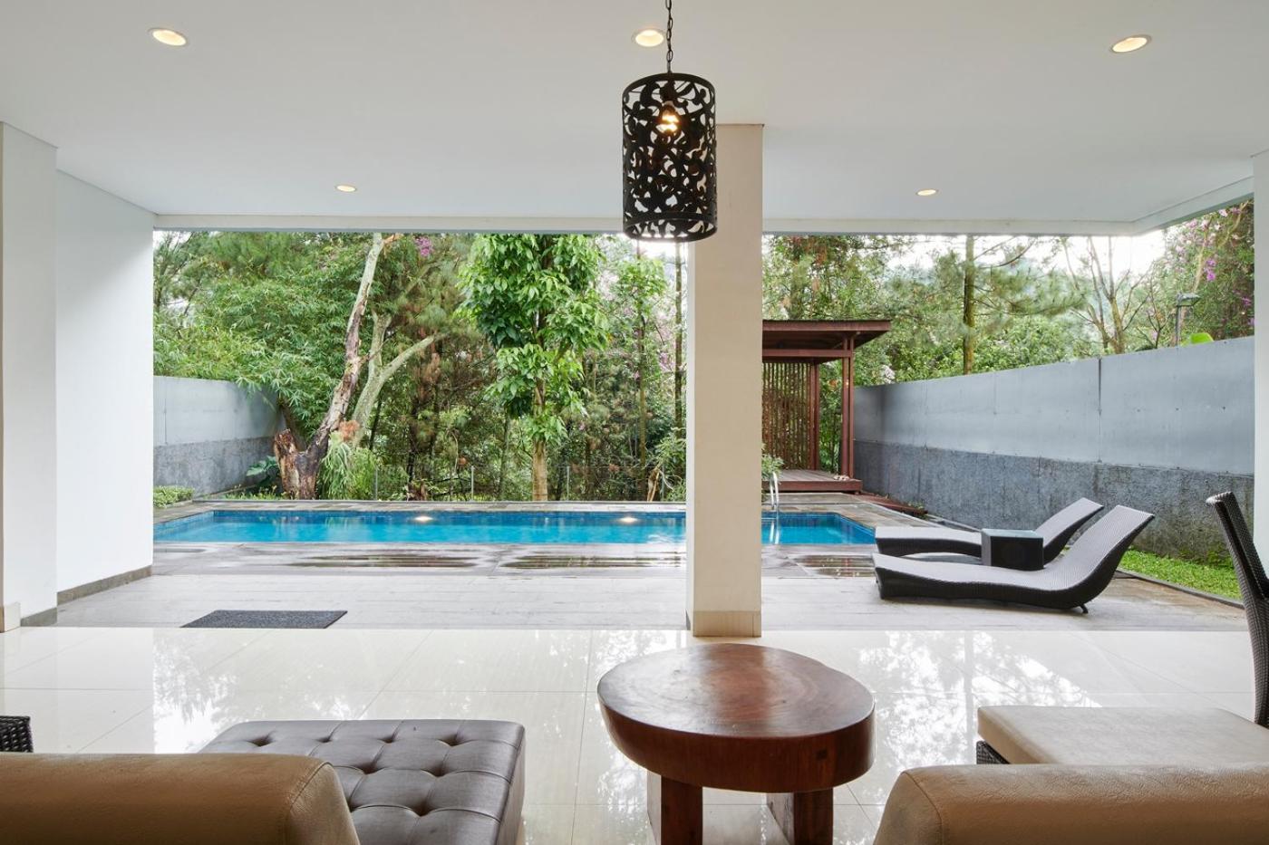 Hikari Hill View Villa 7 Bedrooms With A Private Swimming Pool And Billiard Bandung Exteriér fotografie