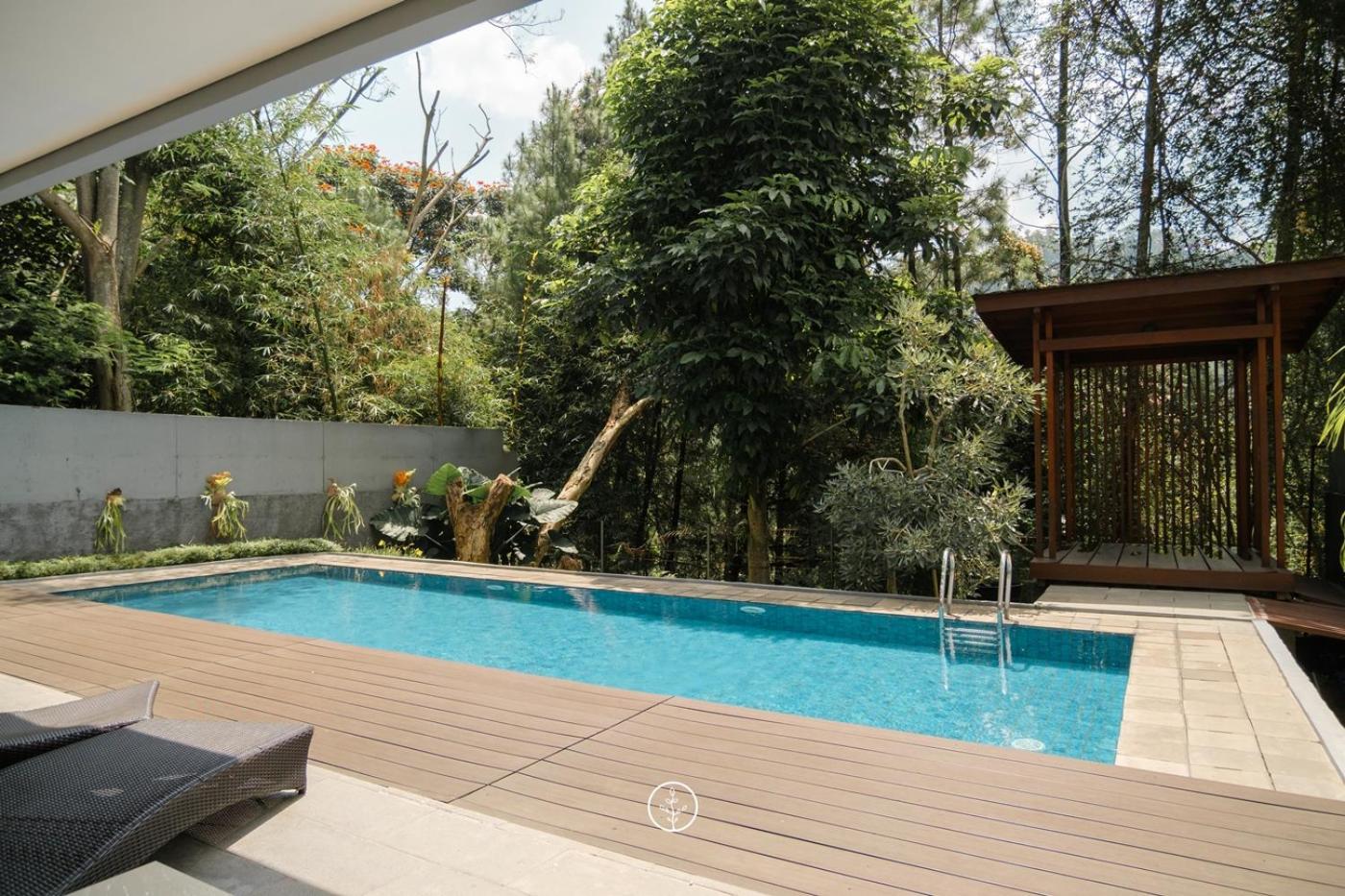Hikari Hill View Villa 7 Bedrooms With A Private Swimming Pool And Billiard Bandung Exteriér fotografie
